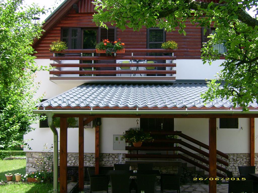 Vila Vuk Plitvička Jezera Exterior foto